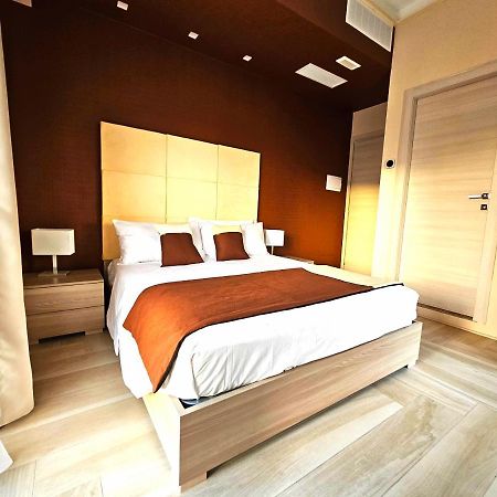 Trilogy Prestige - Central Premium Suites Lecce Ngoại thất bức ảnh